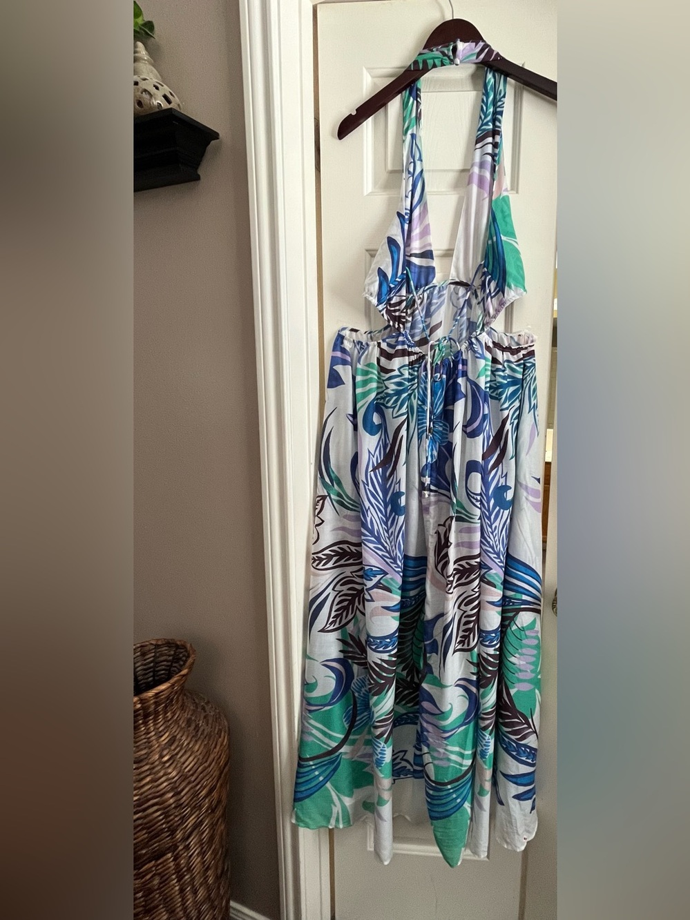 Anthropologie Halter Plunge Maxi Dress in Blue, Green & Lavender Size Medium - Picture 7 of 8
